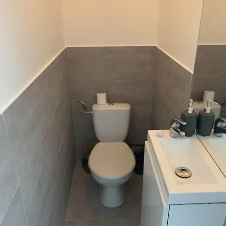 Apartment 4 Pers, Cdg Aeroport, Parc Des Expositions, Villepinte (Seine-Saint-Denis)
